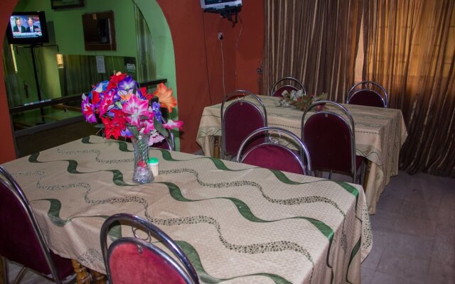 Peace Hotel Annex