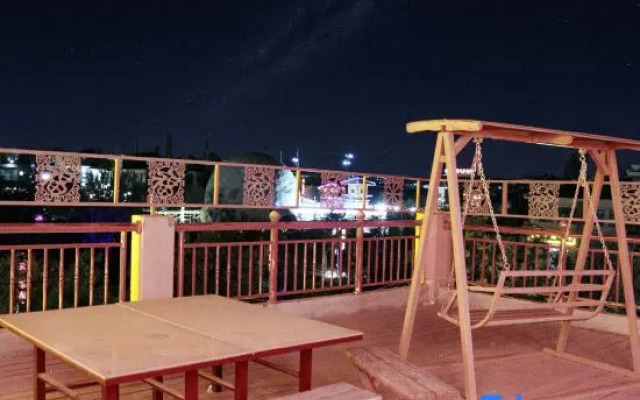 Qicai Danxia Wenzheng Holiday Hotel