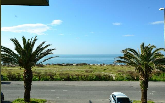 Seaside Getaway- Pet-friendly