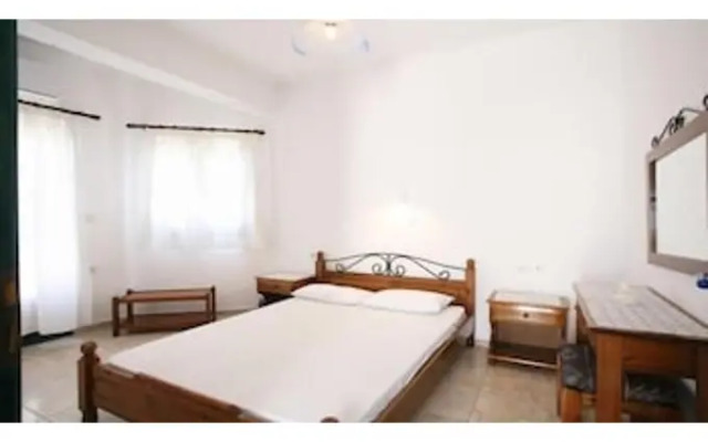 Morfeas Hotel