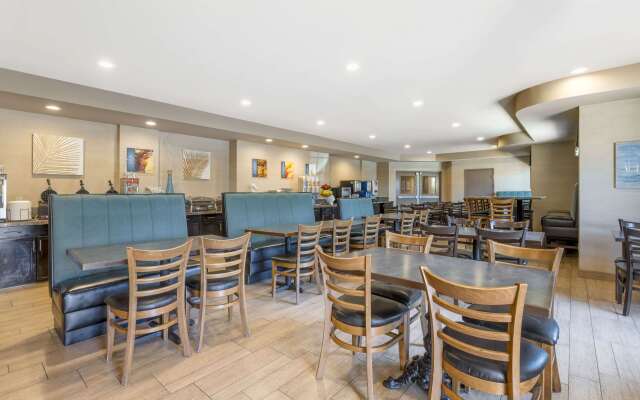 Best Western Plus Oceanside Palms Hotel