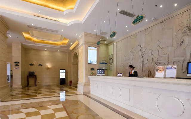 Vienna Hotel Shenzhen Pingshan Highway Station
