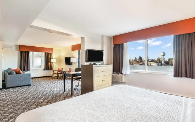 Days Inn by Wyndham Airdrie