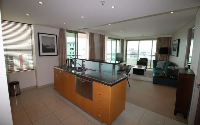 Seascape Apartment (Pullman 10D)