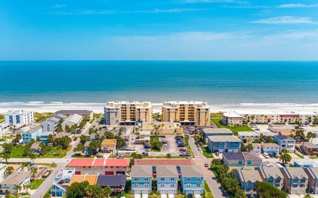Beach Escape Four - Luxury Townhome