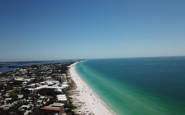 Beachbreeze Apartment 6