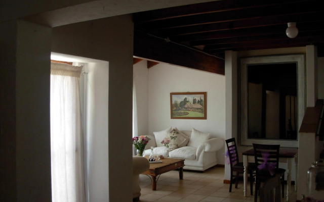 Jacaranda Self Catering Apartments