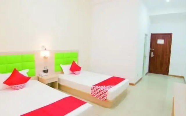 Green Orange Express Inn