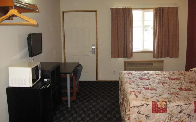 Budget Inn Gladstone By OYO - Portland/Clackamas