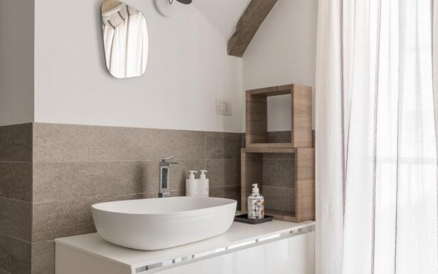 Santo Stefano 13 - Quadrilocale elegante