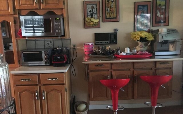 Diana's Luxury Bed and Breakfast