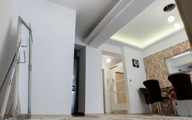 Carla's apartment