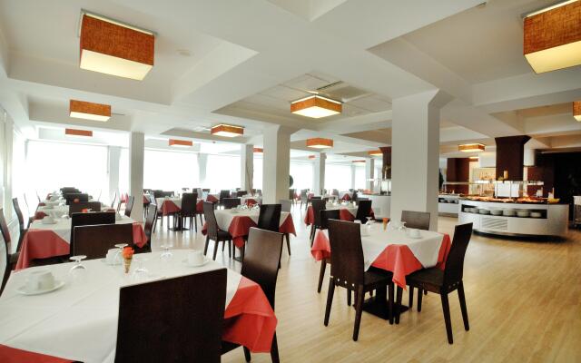 Evenia President Hotel