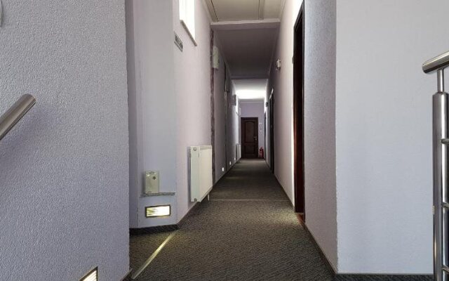 Hostel Kristal