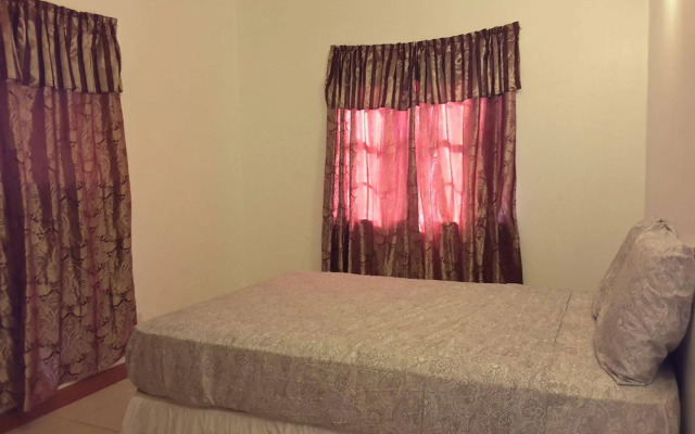 Date Palms Apartments