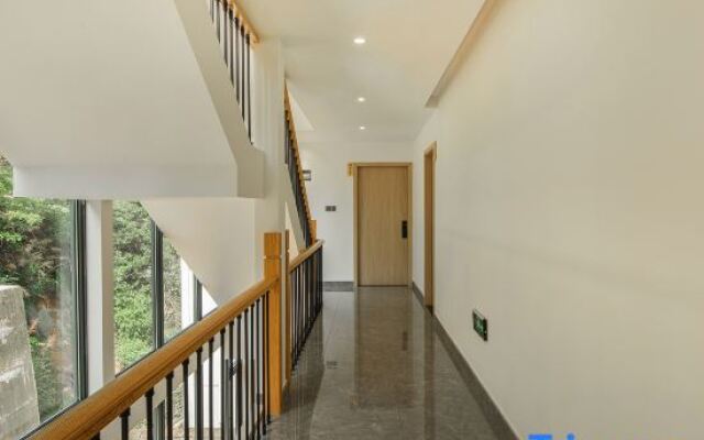 Yunshang Grassland Anji Suxi Landscape Homestay