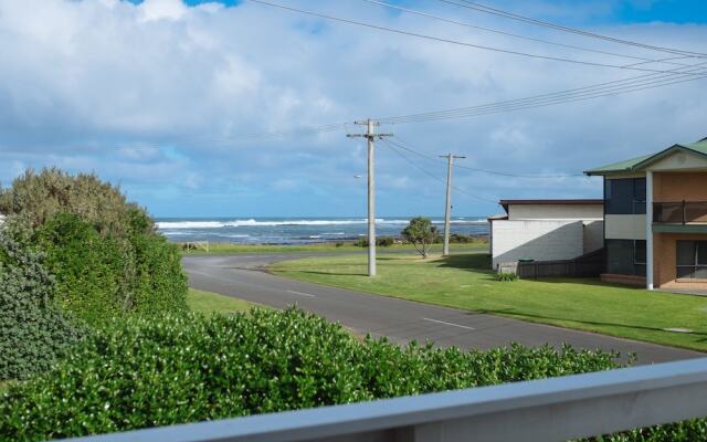 Rocky Point - pet friendly accommodation for multiple families