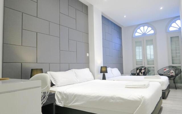 Comfy Studio 3 by ReCharge