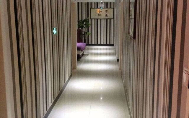 Qufu Yuanlin Hotel