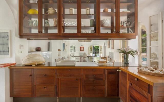 Villa Denise by BarbarHouse