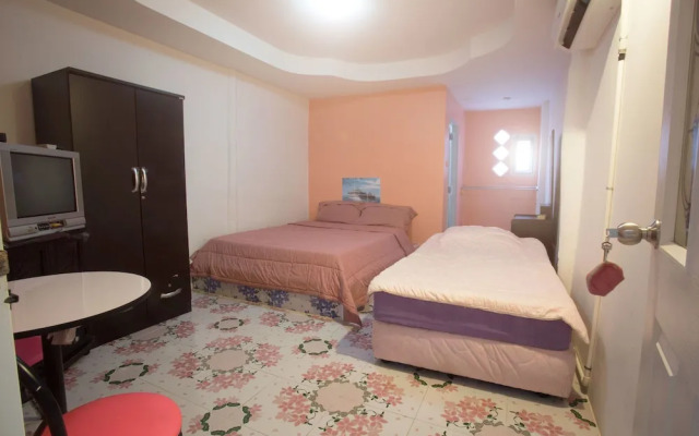 Phuket Airport Residence