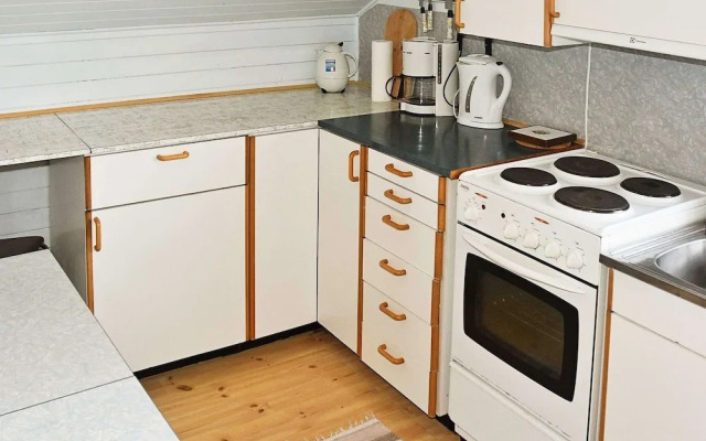6 Person Holiday Home in Rubbestadneset