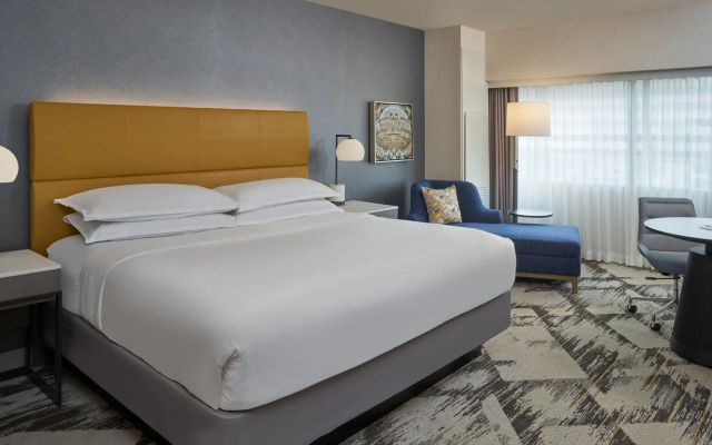 Sheraton Detroit Novi Hotel