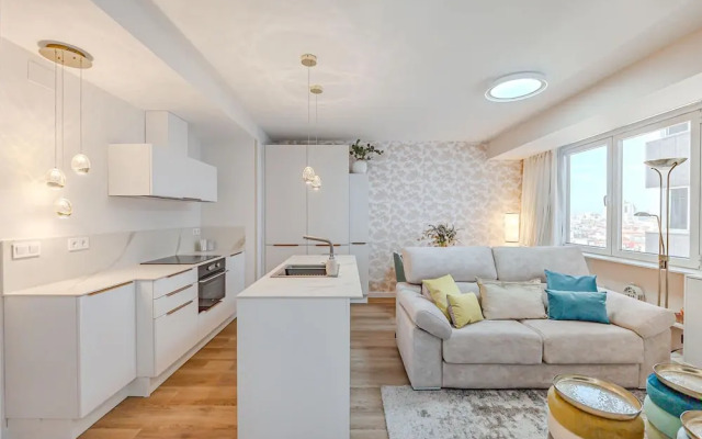 Colon 904 in Madrid With 1 Bedrooms and 1 Bathrooms