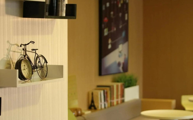 IU Hotel (Yanshi Baima Temple) – Lobby – Luoyang