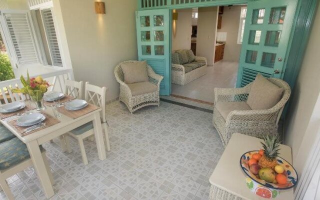 El Pelicano Apart-Hotel