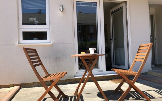 Queens Court Apartment