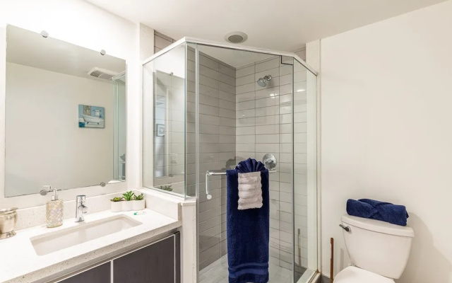 East West Comfort: Hollywood Walk Of Fame Apartments