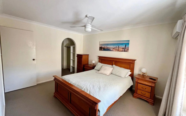 Beach House Landsborough