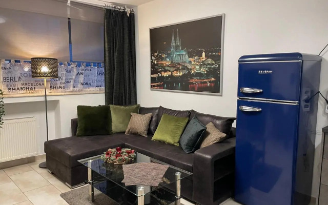 Koln Apartment I