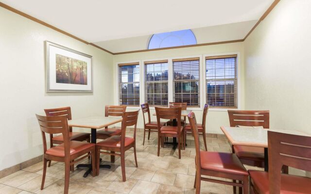 Microtel Inn by Wyndham Athens