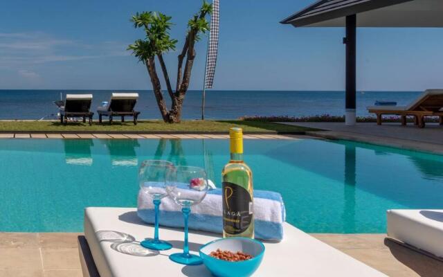 Villa Lovina Beach 1