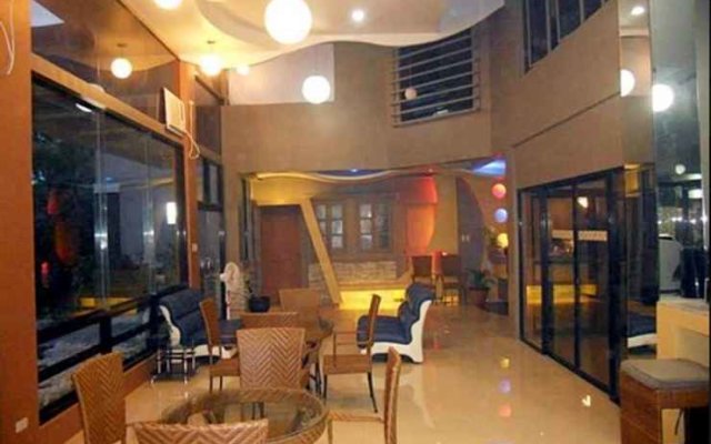 Malachi Hotel and Resort