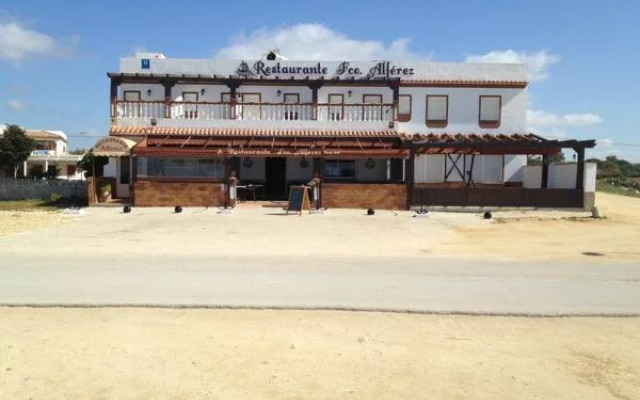 Hostal Reyes