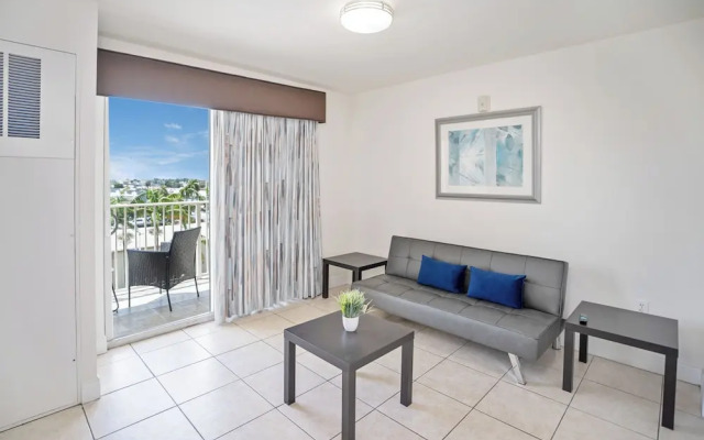 South River Suites