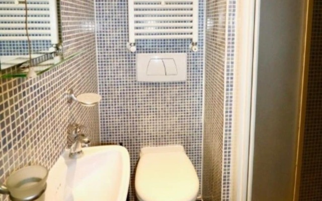 HFS Studio Next To Hydepark L29