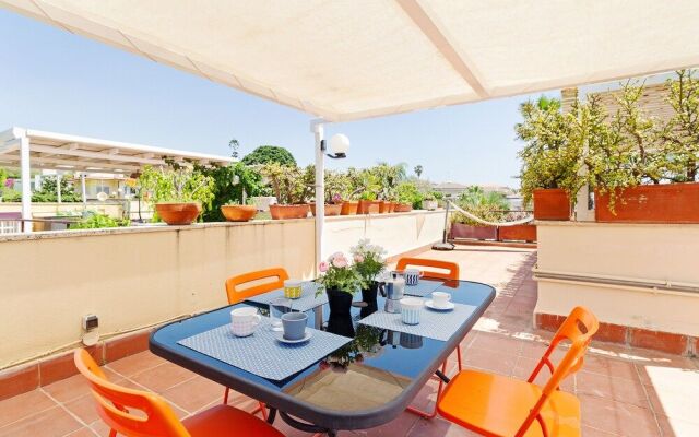 Le Palme Apt with Terrace and Sea View