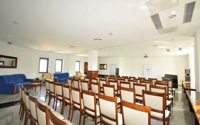 Jewish Cultural Center Arie Livne