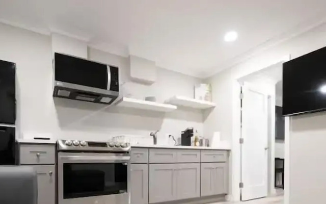 Omeo Suites