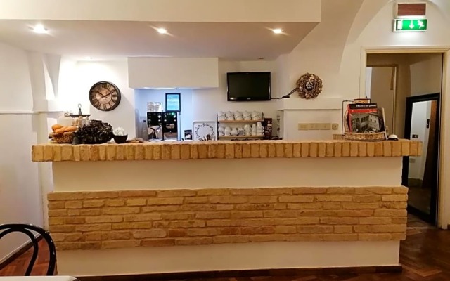 Hotel Lauri