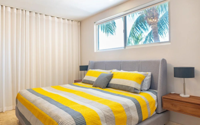 Elements 214 2 Bedroom Condo by RedAwning