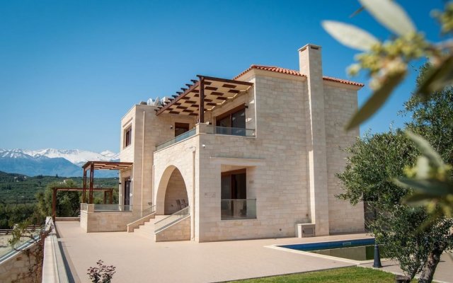 Levanta Luxury Stone Villa