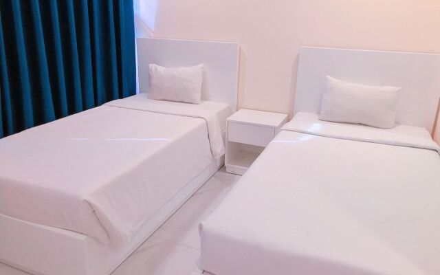 Queen Central Hotel 2