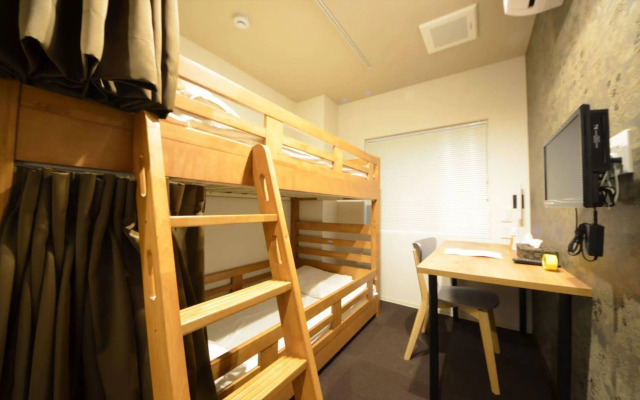Yadokari Namba Hostel