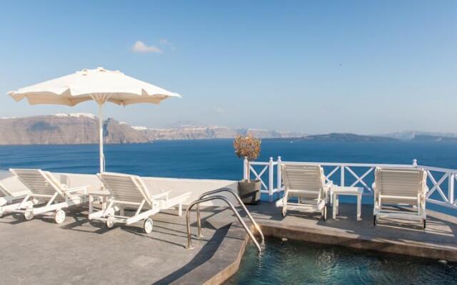 Armeni Village Rooms & Suites