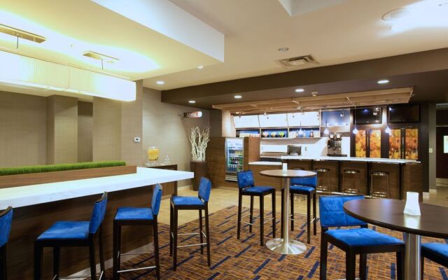 Courtyard Louisville - Airport